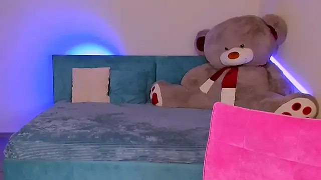 evaharve online show from February 22, 2025, 7:56 am