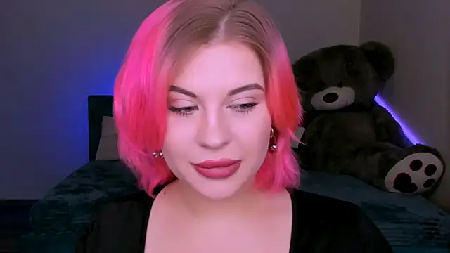 evaharve online show from March 5, 2025, 9:15 pm