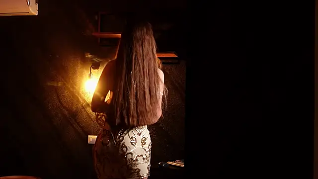 Snapshot of MuseSolis chatting on January 26, 2025, 1:20 am MuseSolis online show from January 26, 2025, 1:20 am