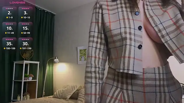 Snapshot of ElvaHilby chatting on February 16, 2025, 3:27 pm ElvaHilby online show from February 16, 2025, 3:27 pm