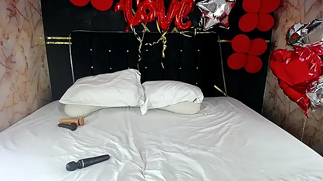 AmandaRobers online show from February 28, 2025, 10:06 pm