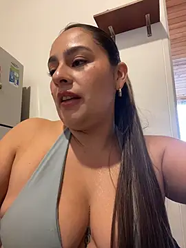 Gabriela-Parker  online show from November 29, 2025, 9:18 pm