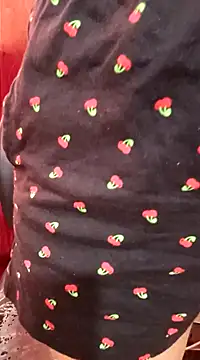 Snapshot of cute-neha70 chatting on February 5, 2025, 6:46 am cute-neha70 online show from February 5, 2025, 6:46 am