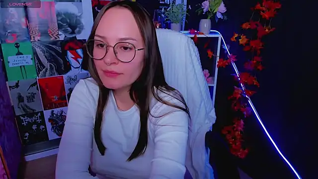 Lilly Soulmate online show from December 16, 2024, 5:38 am