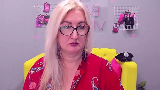 Snapshot of ChristyBrooks chatting on January 9, 2025, 6:57 pm ChristyBrooks online show from January 9, 2025, 6:57 pm