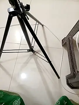 Cute-Aadhvita online show from September 10, 2025, 5:02 pm