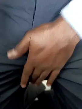 Snapshot of Kakabiraji chatting on November 11, 2025, 7:41 am Kakabiraji online show from November 11, 2025, 7:41 am