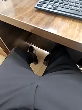 Snapshot of Kakabiraji chatting on December 3, 2025, 7:27 am Kakabiraji online show from December 3, 2025, 7:27 am