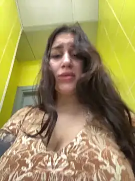 VikiDemi online show from December 17, 2024, 10:34 am