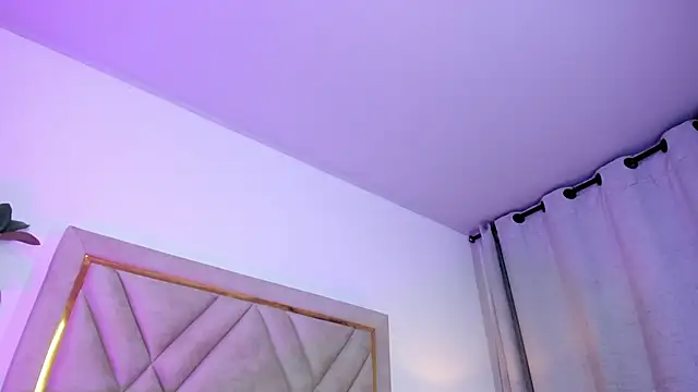 Snapshot of chloe_wilson7 chatting on October 16, 2025, 1:17 am chloe wilson7 online show from October 16, 2025, 1:17 am