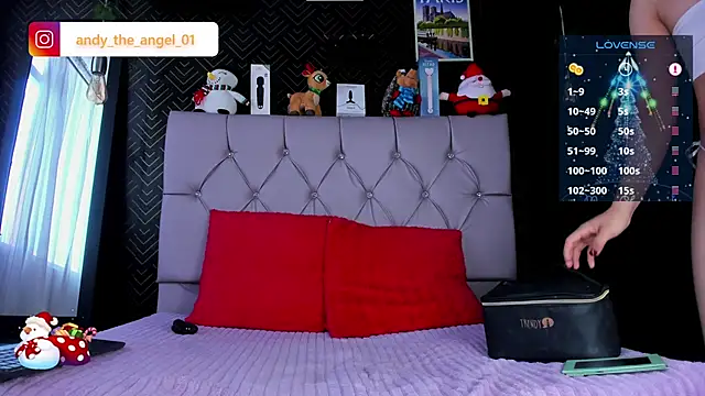 Snapshot of andy_angell1 chatting on December 20, 2024, 1:00 pm andy angell1 online show from December 20, 2024, 1:00 pm