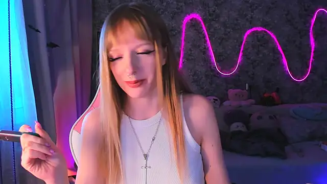 Snapshot of Inma_Lewdness chatting on December 13, 2024, 9:13 am Inma Lewdness online show from December 13, 2024, 9:13 am