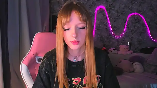 Snapshot of Inma_Lewdness chatting on December 21, 2024, 3:09 pm Inma Lewdness online show from December 21, 2024, 3:09 pm