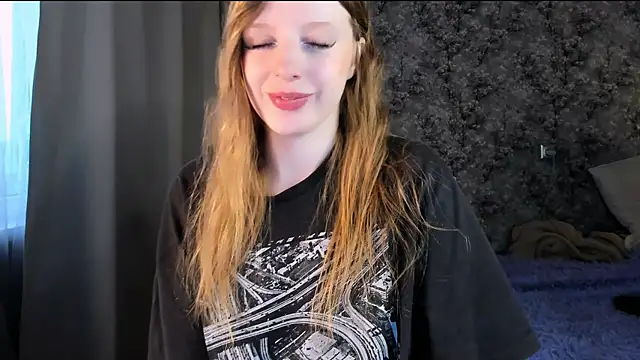 Snapshot of Inma_Lewdness chatting on October 25, 2025, 8:11 am Inma Lewdness online show from October 25, 2025, 8:11 am