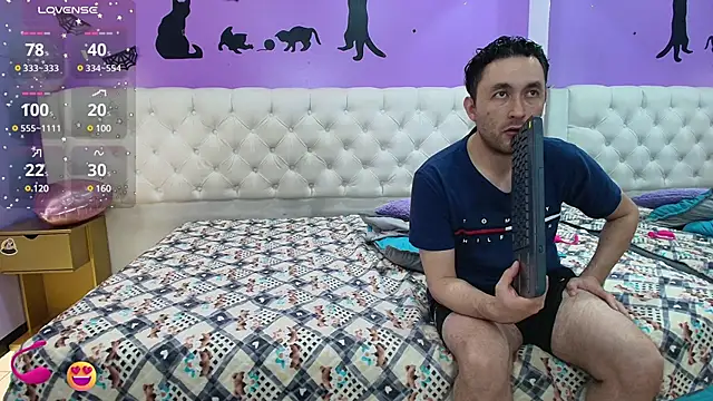 Snapshot of JeremmyAndStacy chatting on March 11, 2025, 1:01 pm JeremmyAndStacy online show from March 11, 2025, 1:01 pm