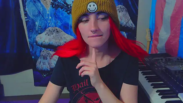 Snapshot of _hellostormy_ chatting on November 15, 2025, 1:18 pm hellostormy online show from November 15, 2025, 1:18 pm