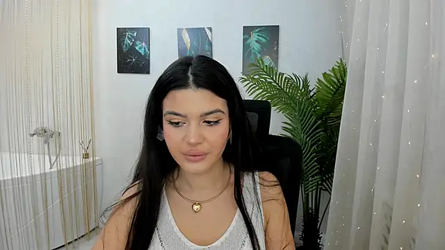 Snapshot of AlluringAriel chatting on February 23, 2025, 10:31 pm AlluringAriel online show from February 23, 2025, 10:31 pm