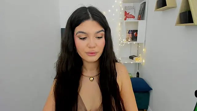 Snapshot of AlluringAriel chatting on February 24, 2025, 7:19 pm AlluringAriel online show from February 24, 2025, 7:19 pm