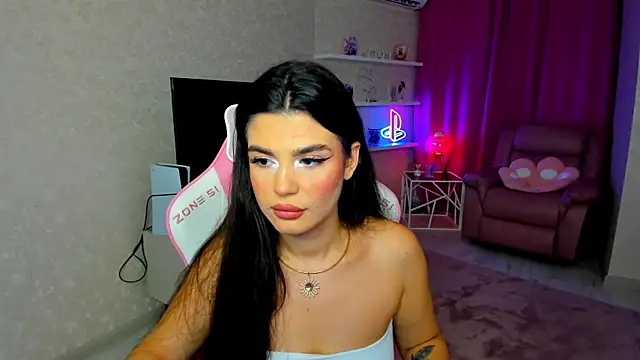 AlluringAriel online show from November 8, 2025, 12:27 pm