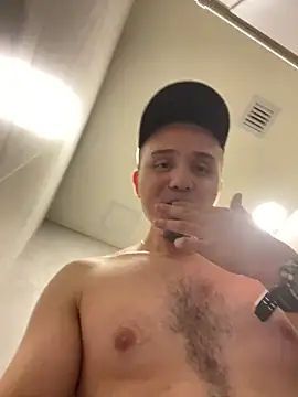 adam-rivera online show from January 22, 2025, 11:43 pm