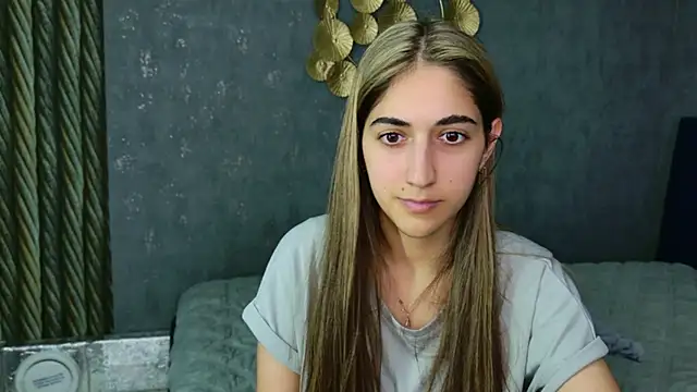 Teresa Stane online show from February 26, 2025, 12:14 pm