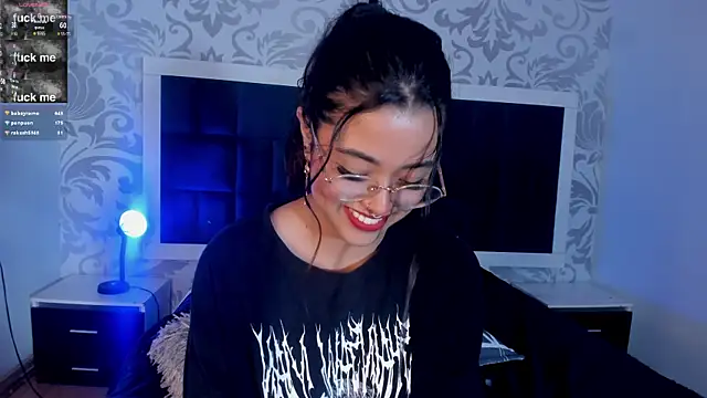 Snapshot of Ariana_Pierce chatting on December 30, 2024, 6:09 am Ariana Pierce online show from December 30, 2024, 6:09 am