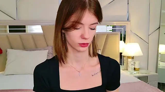 MeganMour online show from November 14, 2025, 5:11 pm