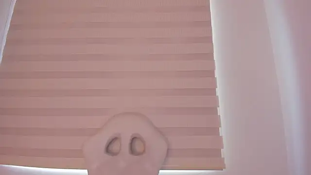 misscheelsee online show from December 26, 2024, 4:36 pm