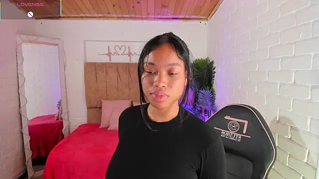 penelope tay1 online show from September 9, 2025, 3:17 am