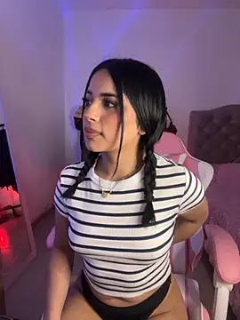 Snapshot of Emily-14 chatting on September 26, 2025, 3:10 am Emily-14 online show from September 26, 2025, 3:10 am