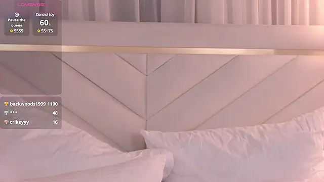 DorisHell online show from March 12, 2025, 9:13 pm