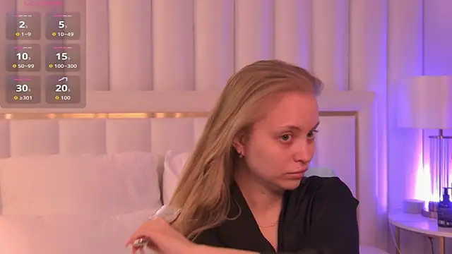 DorisHell online show from September 24, 2025, 3:10 am