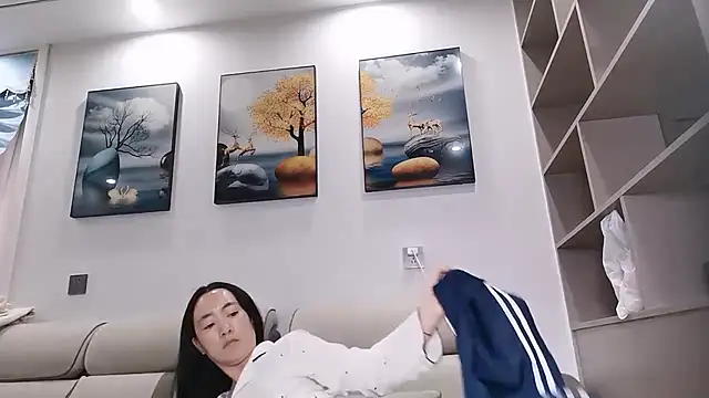 sasa-loves online show from November 7, 2025, 12:54 am