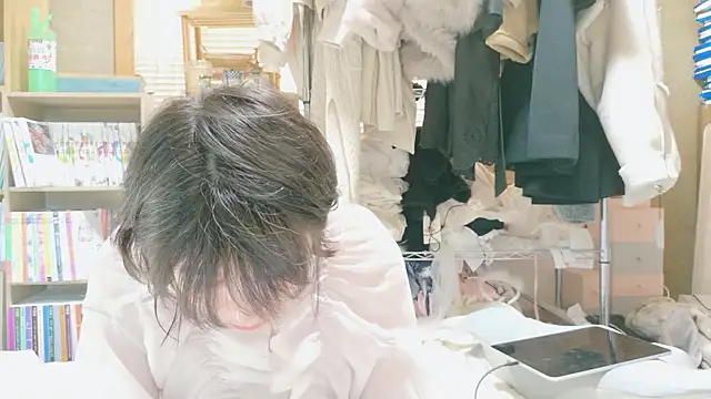 morikawa sayaka online show from December 1, 2025, 11:43 pm