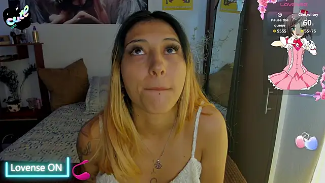 cuteweed420 online show from October 5, 2025, 8:34 am