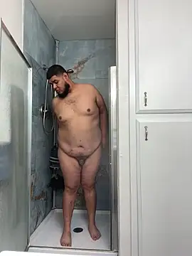 Snapshot of daddymaniaco69 chatting on March 18, 2025, 10:37 pm daddymaniaco69 online show from March 18, 2025, 10:37 pm