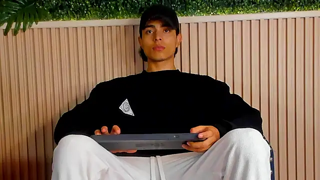 Snapshot of JoshRashfordd chatting on September 28, 2025, 11:48 am JoshRashfordd online show from September 28, 2025, 11:48 am