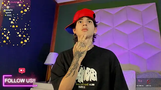 Snapshot of sett_and_gwen chatting on November 12, 2025, 8:08 pm sett and gwen online show from November 12, 2025, 8:08 pm