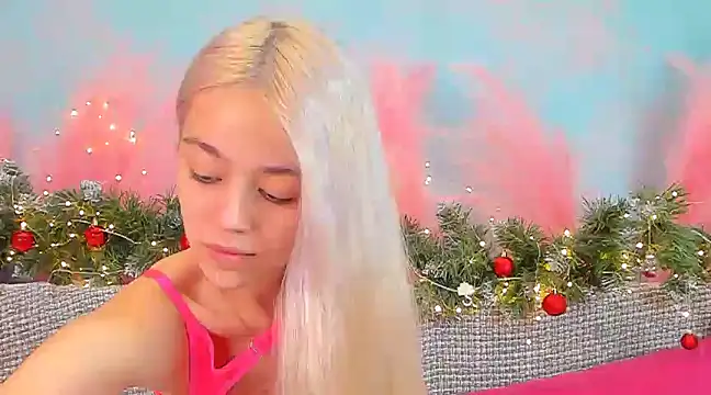 STELLA RICH online show from December 24, 2024, 2:10 am