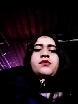 Yaz Moon online show from February 1, 2025, 4:11 pm