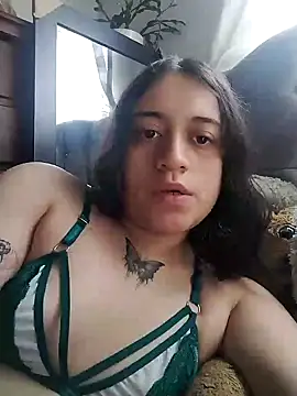 Yaz Moon online show from February 2, 2025, 2:45 pm