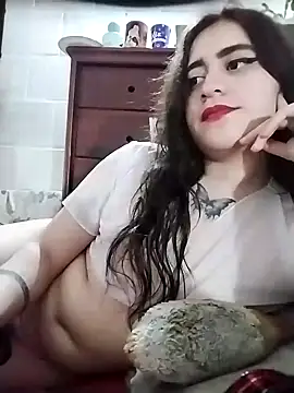 Yaz Moon online show from February 6, 2025, 3:48 am