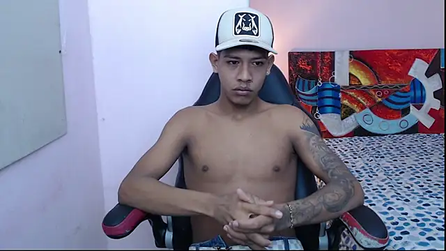 Snapshot of mr_stiven_ chatting on January 20, 2025, 3:37 am mr stiven  online show from January 20, 2025, 3:37 am