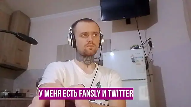 Snapshot of HappyZebra13 chatting on January 8, 2025, 4:54 pm HappyZebra13 online show from January 8, 2025, 4:54 pm