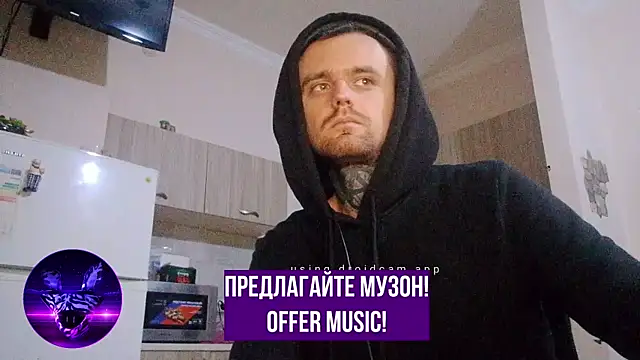 Snapshot of HappyZebra13 chatting on February 16, 2025, 4:53 pm HappyZebra13 online show from February 16, 2025, 4:53 pm