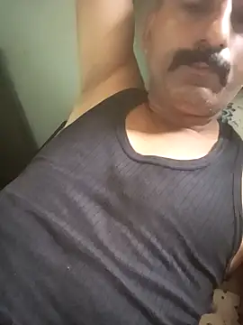 Smarterboytravel online show from October 7, 2025, 8:22 am