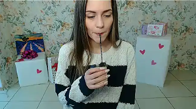 Lina Star S online show from March 12, 2025, 7:13 am