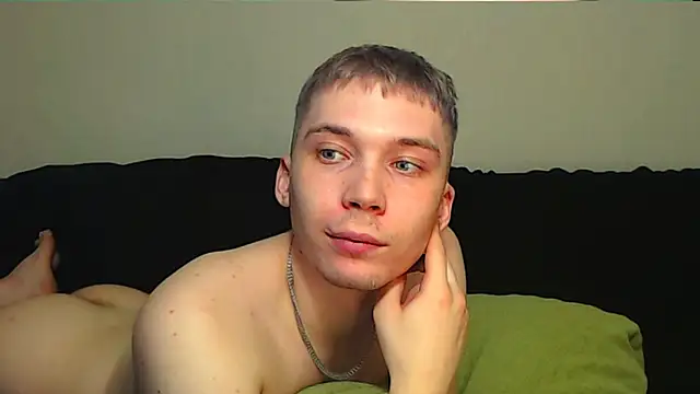 Snapshot of __sugarrebit chatting on February 3, 2025, 12:15 am sugarrebit online show from February 3, 2025, 12:15 am