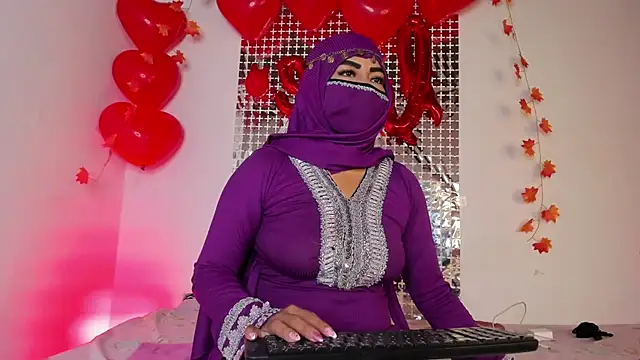 Snapshot of jazmin_anbar chatting on February 15, 2025, 5:07 pm jazmin anbar online show from February 15, 2025, 5:07 pm