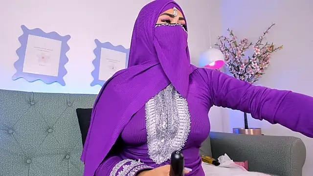 Snapshot of jazmin_anbar chatting on March 14, 2025, 8:17 pm jazmin anbar online show from March 14, 2025, 8:17 pm